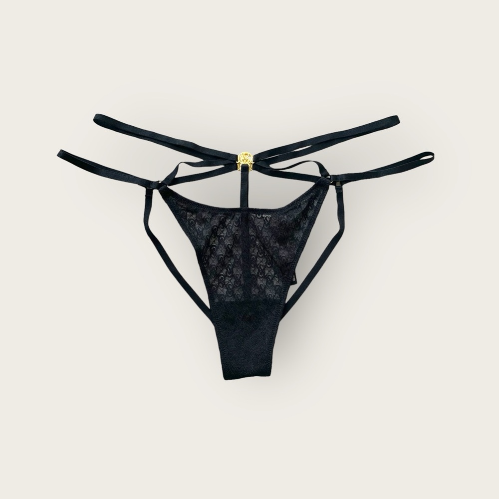 Victoria’s Secret Cheeky Panty Medium New
